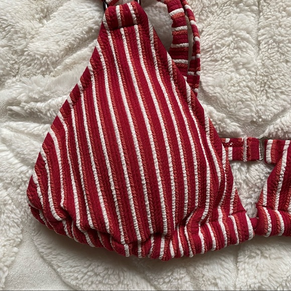 Cupshe Triangle Bikini Top Red & White Striped Size Large - Picture 8 of 9